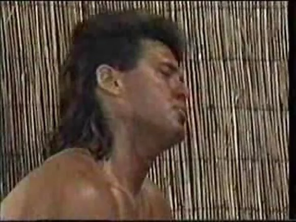 Retro igikoko c'igikoko, cumshot freaks, nyakuri y'umwirabura porno.