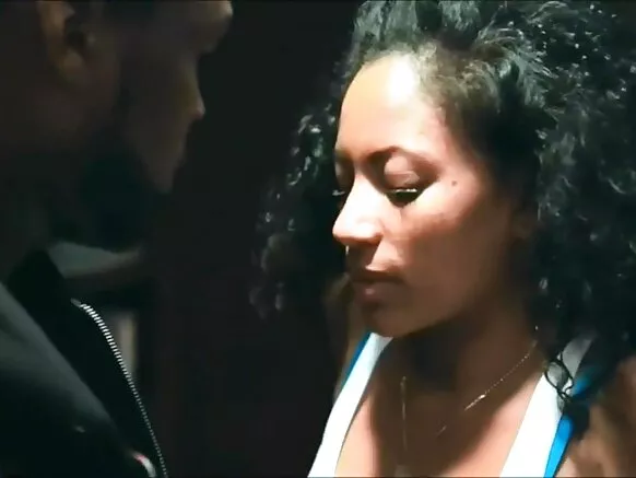 Natalie hd, igitsina gisambanywe umukara poen - ububasha.